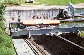 Le Plan inclin� d' ARZVILLER. Dans la vedette c'est vous? .photo libre de droit